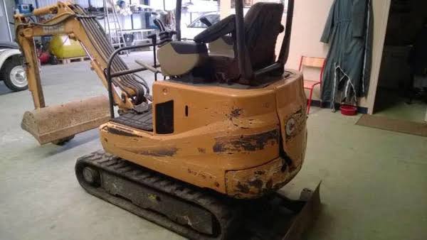 Case CX 15 B, (2008), 2837 heures, 1.48T + 3 Godets – occasion