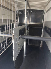 Van HBX511, 2 places pour chevaux spacieux – reconditionné