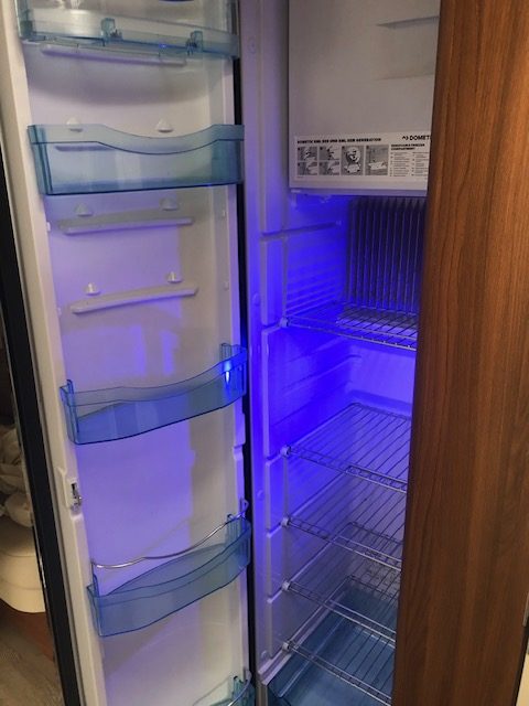 Caravane Hobby 540 UFF 2019 – 4 couchages – Simple essieu – 7.46m occasion