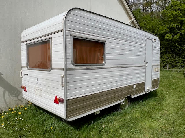 Caravane Trigano Odyssée Vintage 1975 – 4/5 couchages – Bon état – Chauffage gaz, coccasion