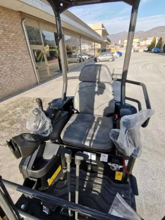 Case CX 17D, (2023), 24 heures, 1.7T – occasion