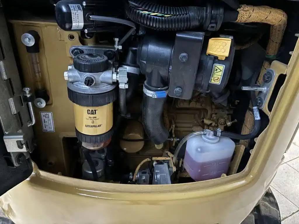 Caterpillar 301.8, (2020), 1039 heures, 2T – occasion