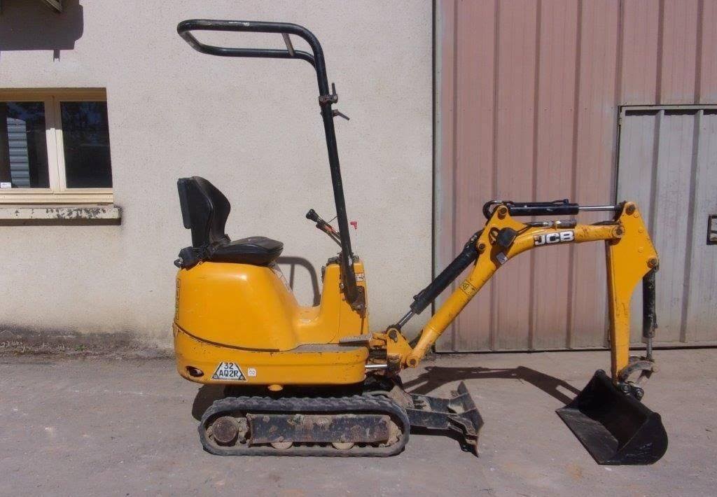JCB 8008, (2017), 2104 heures, 900Kg – occasion