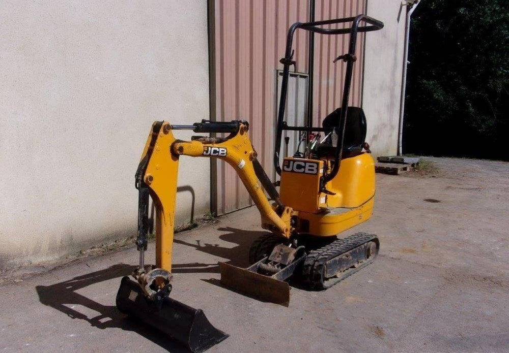 JCB 8008, (2017), 2104 heures, 900Kg – occasion