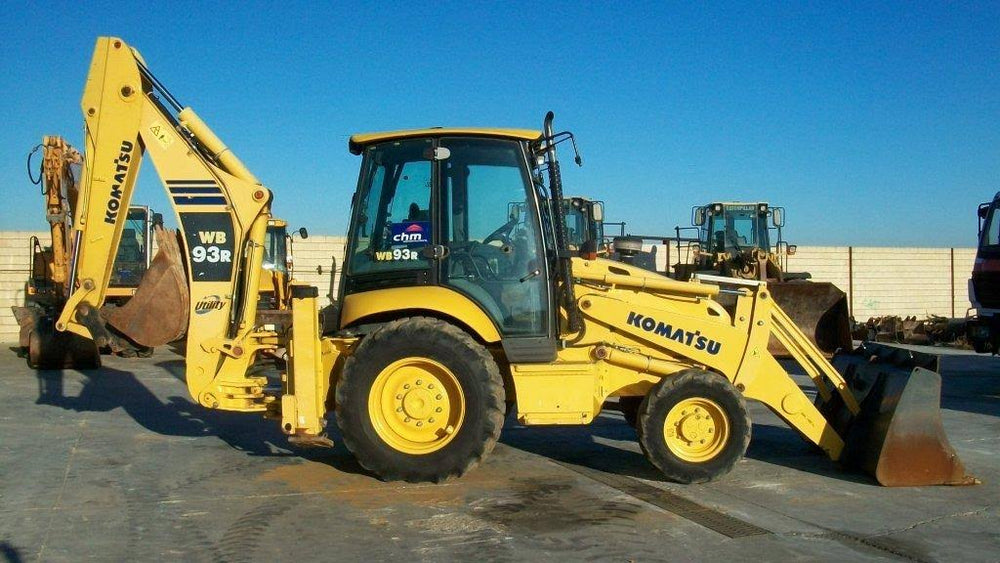 Komatsu WB93R-5E0 (2006) – Tractopelle 8 t, moteur 74 kW