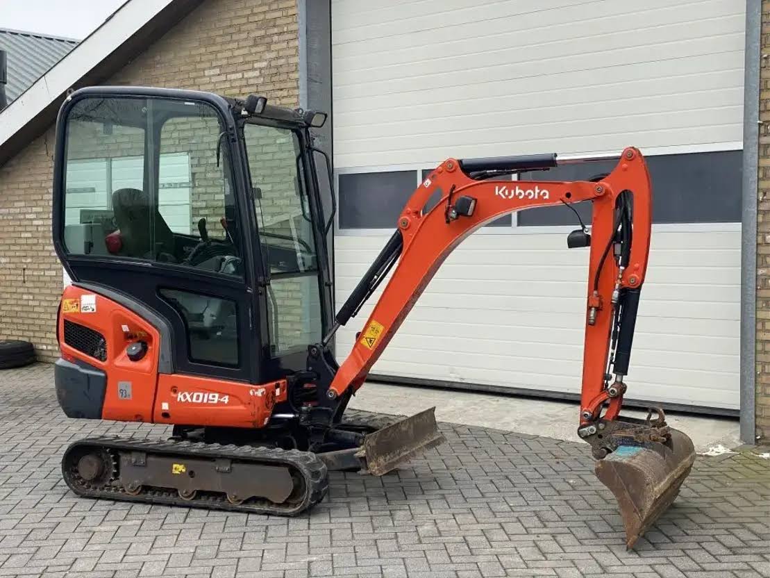 Kubota KX019-4, (2012), 8386 heures, 1.8T, + 3 Godets – occasion