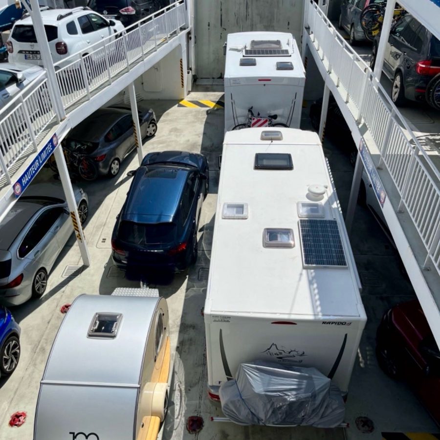 Mini-caravane Hundred Miles My Drop 2021 – 2 couchages – Teardrop française – État comme neuf occasion