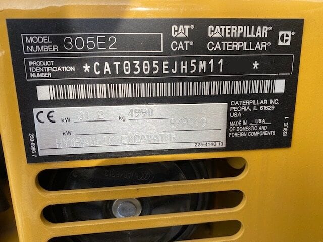 Mini-pelle CATERPILLAR 305E 5300 kg moteur C2.4 Turbo 54 CV Stage V cabine climatisée neuve