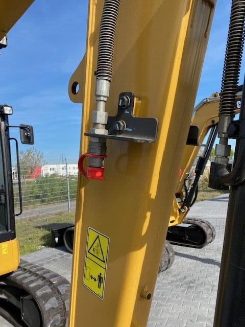 Mini-pelle CATERPILLAR 305E 5300 kg moteur C2.4 Turbo 54 CV Stage V cabine climatisée neuve