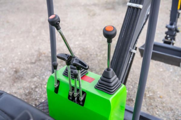 Mini-pelle électrique Compartec CT-B 12 Li I  – 1100 kg, batterie lithium incluse neuve