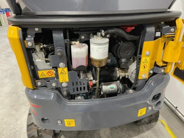 Mini-pelle XCMG XE20E-C 2 Tonnes Diesel 15-20 CV Profondeur Creusement 2,5m neuve