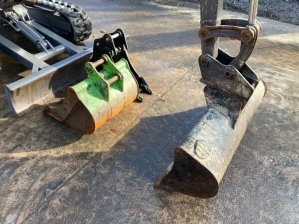 Volvo EC27C, (2015), 3095 heures, 2.8T – occasion